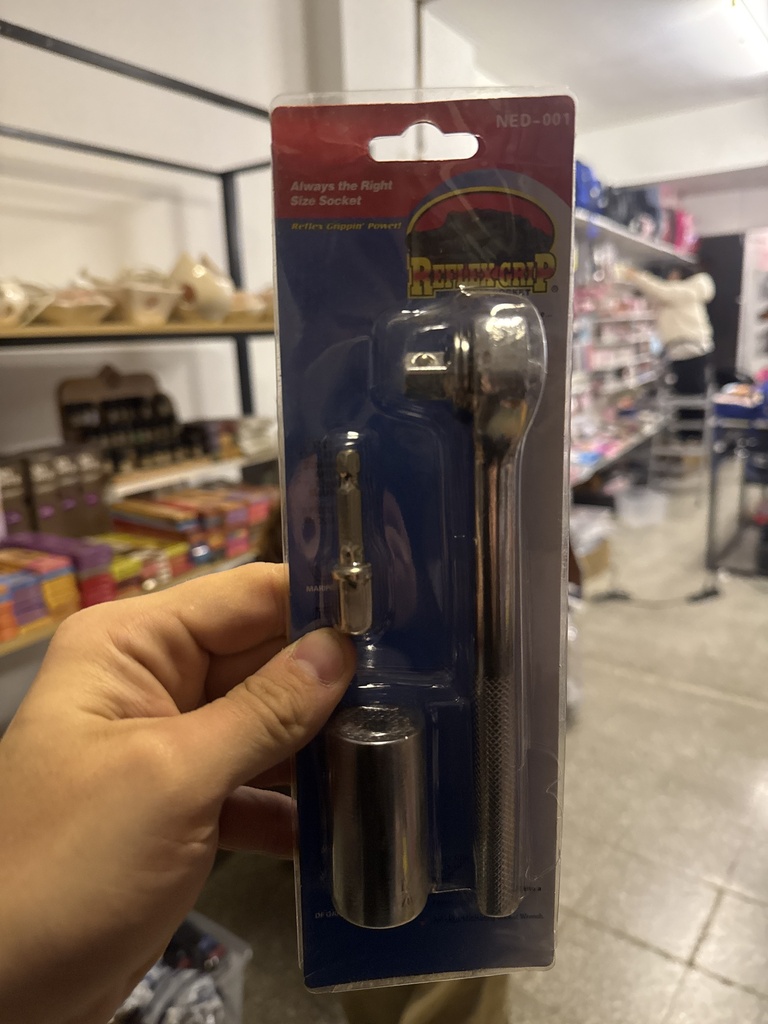 Llave tubo Adaptador Univesal Art.625