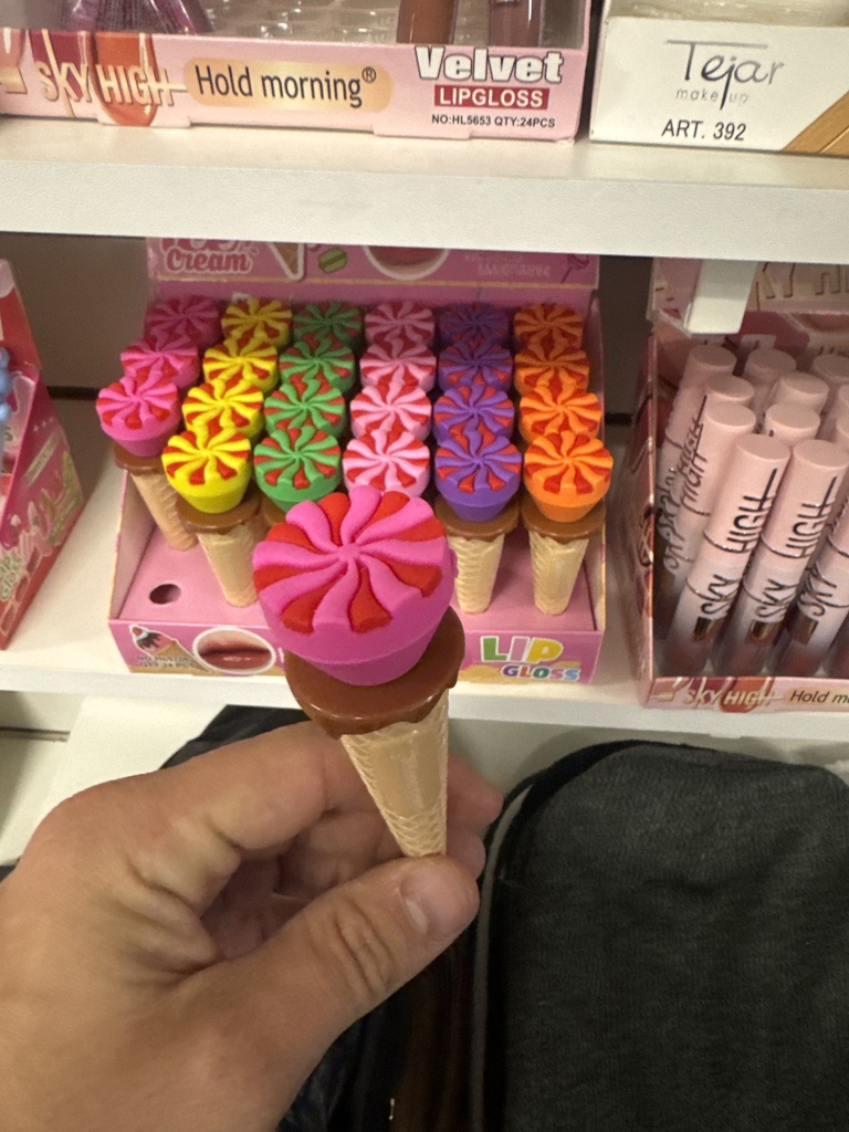 Lip Gloss Hold Morning Helado Art. 5706